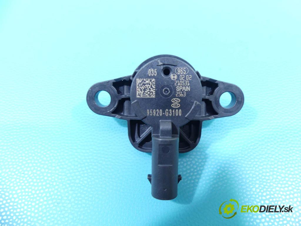 Hyundai I30 III 2016- 1.5 DPI 16V 110 HP manual 80,9 kW 1498 cm3 5- snímač šokovat: 95920-G3100 (Snímače nárazu)