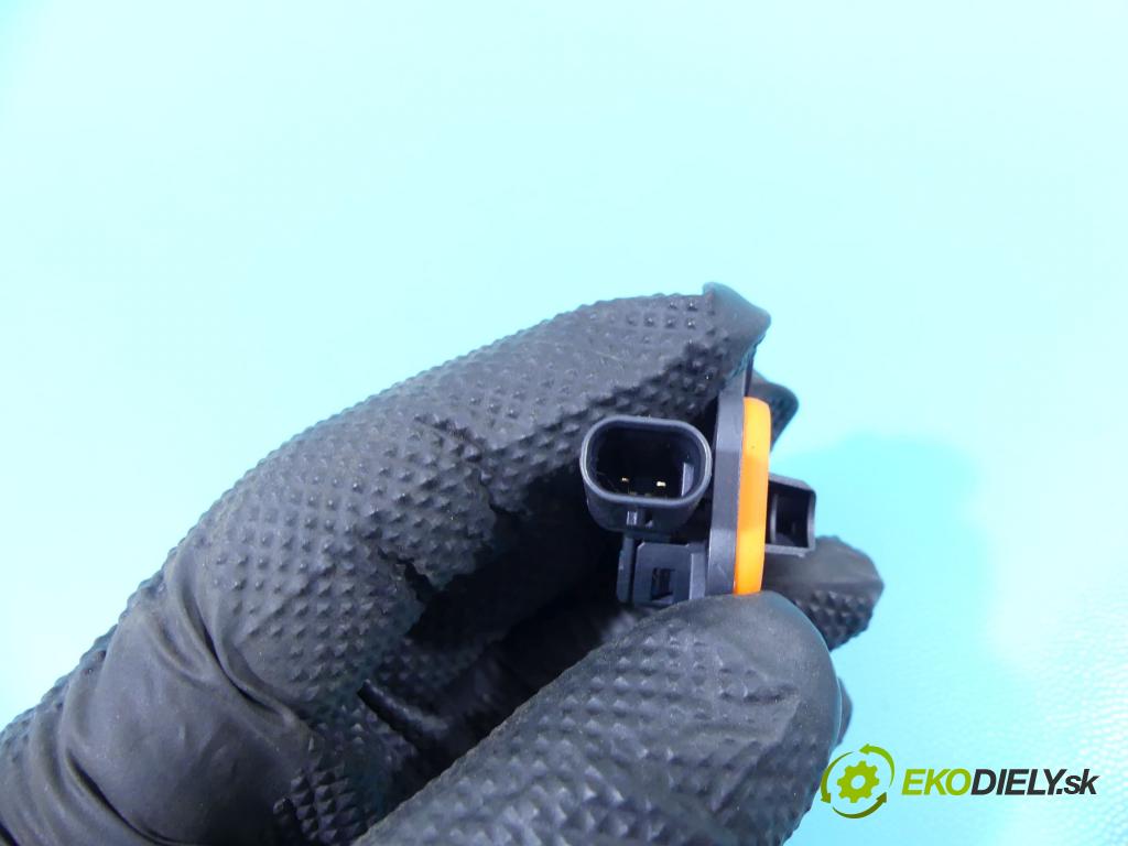 Hyundai I30 III 2016- 1.5 DPI 16V 110 HP manual 80,9 kW 1498 cm3 5- snímač šokovat: 95920-G3100 (Snímače nárazu)