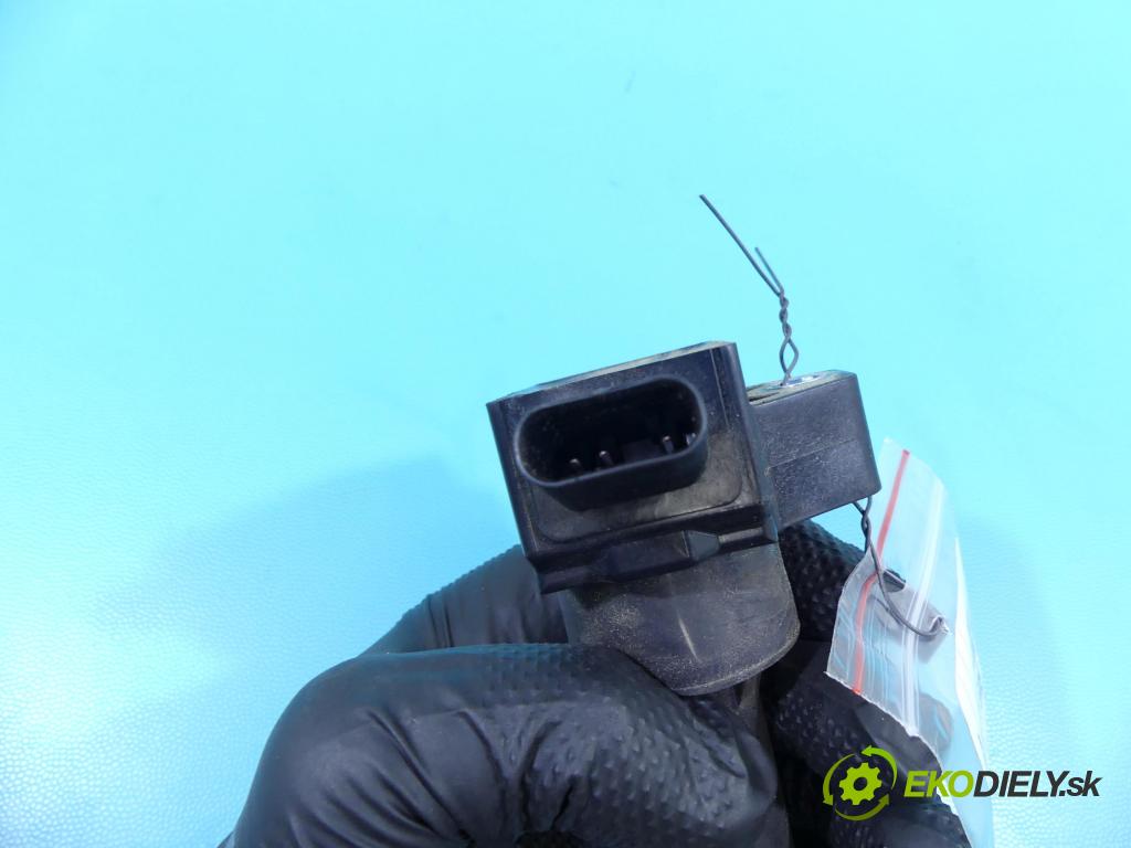 Hyundai I30 III 2016- 1.5 DPI 16V 110 HP manual 80,9 kW 1498 cm3 5- cievka zapaľovacia 27301-08000 (Zapaľovacie cievky, moduly)