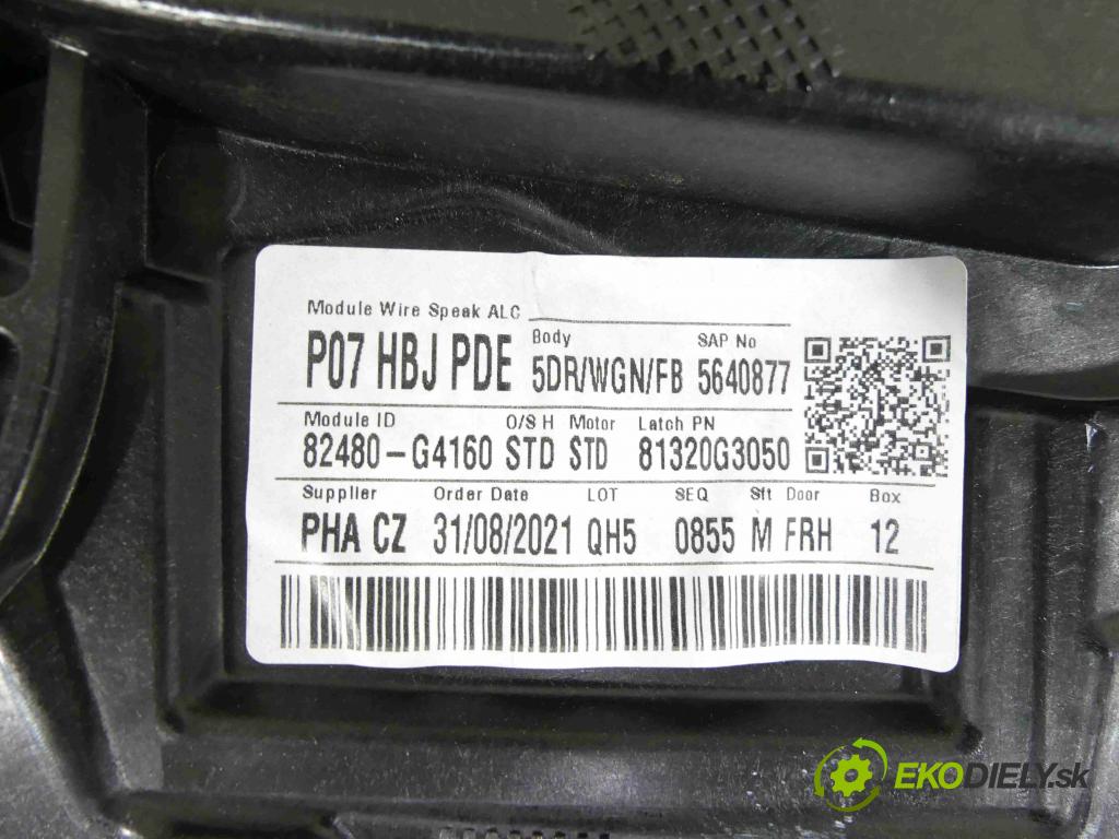Hyundai I30 III 2016- 1.5 DPI 16V 110 hp manual 80,9 kW 1498 cm3 5- mechanismus stahování přední pravý 82480-G4160
