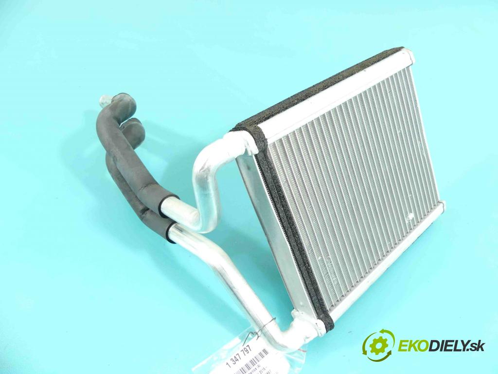 Hyundai I30 III 2016- 1.5 DPI 16V 110 hp manual 80,9 kW 1498 cm3 5- radiátor  (Radiátory topení)