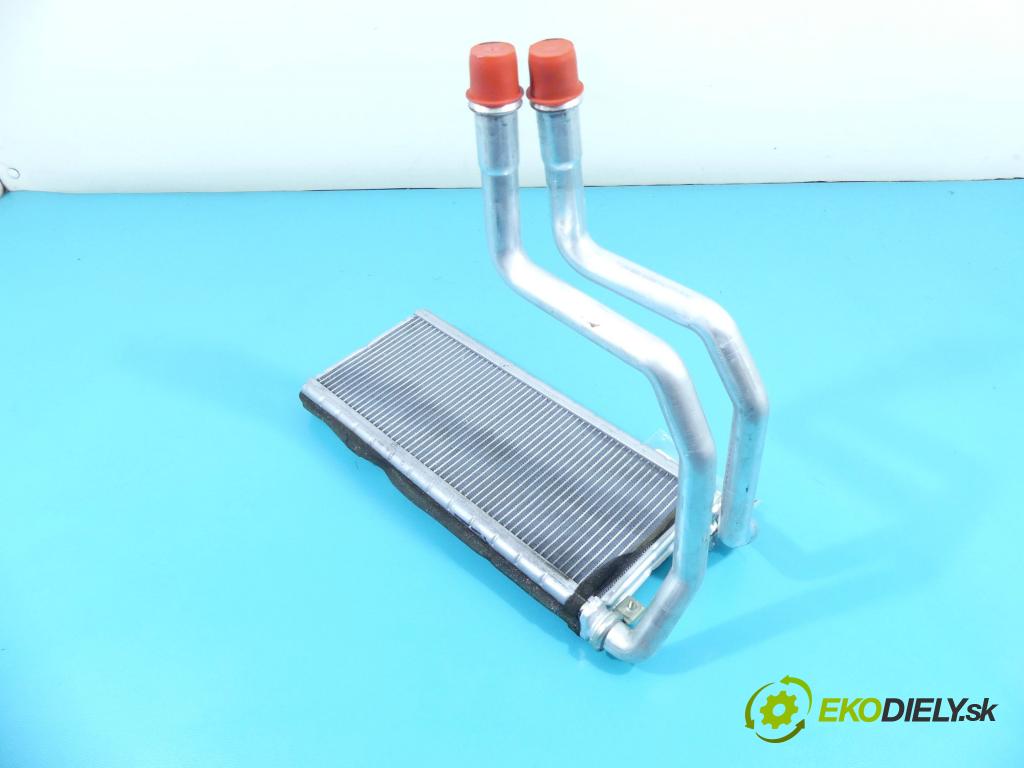 Citroen C4 Grand Picasso II 2013-2022 1.6 hdi 116 hp manual 85 kW 1560 cm3 5- radiátor  (Radiátory topení)