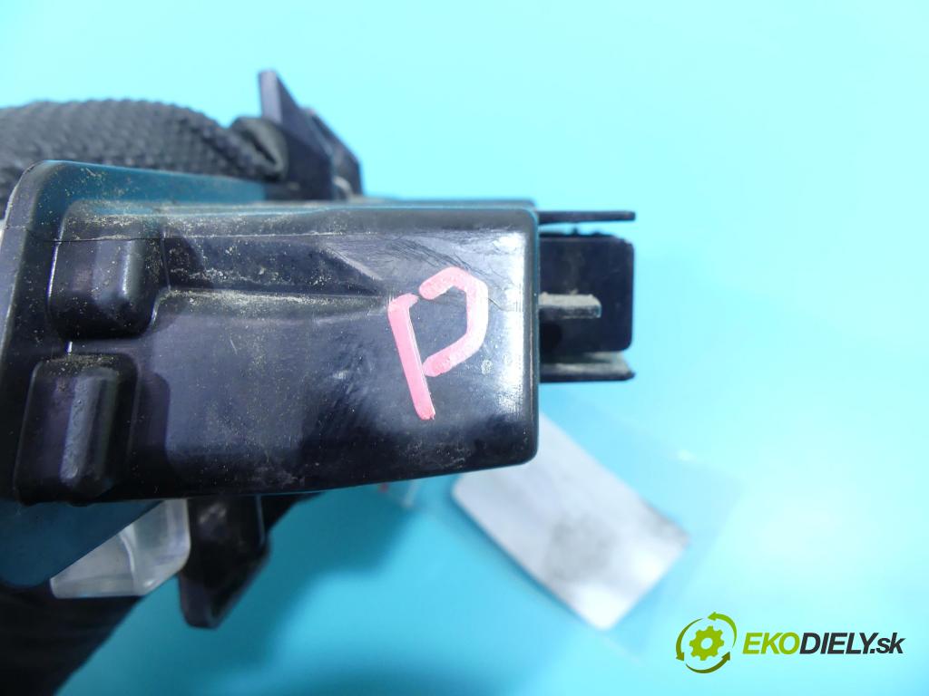 Renault Clio IV 2012-2019 1.5 dci 90 HP manual 66 kW 1461 cm3 5- Svetlo: prevádzky 89208541