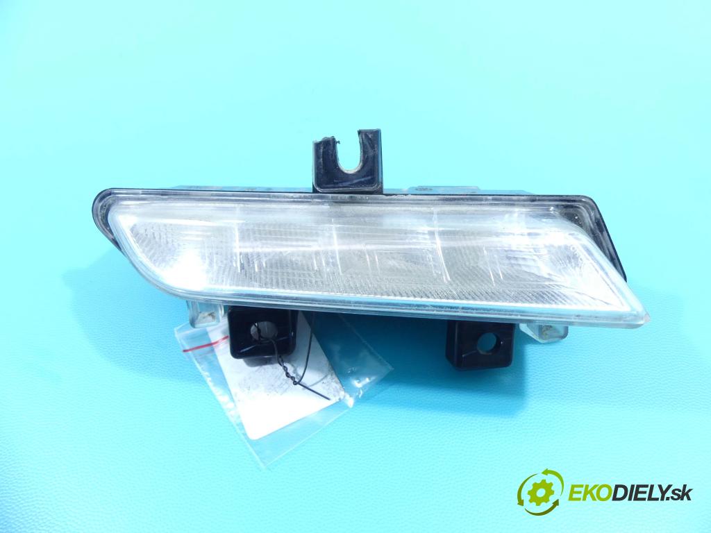 Renault Clio IV 2012-2019 1.5 dci 90 HP manual 66 kW 1461 cm3 5- Svetlo: prevádzky 89208541