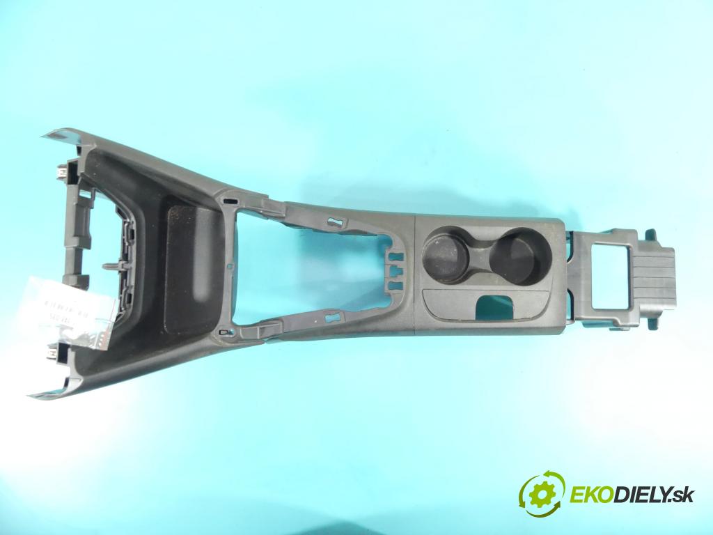 Opel Crossland 2017-2024 1.2 12V 83 HP manual 61 kW 1199 cm3 5- operadlo 460029937 (Lakťové opierky)