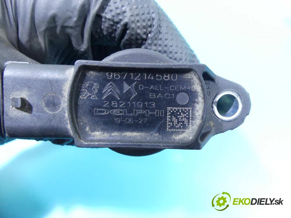 Opel Crossland 2017-2024 1.2 12V 83 HP manual 61 kW 1199 cm3 5- cievka zapaľovacia 9671214580 (Zapaľovacie cievky, moduly)