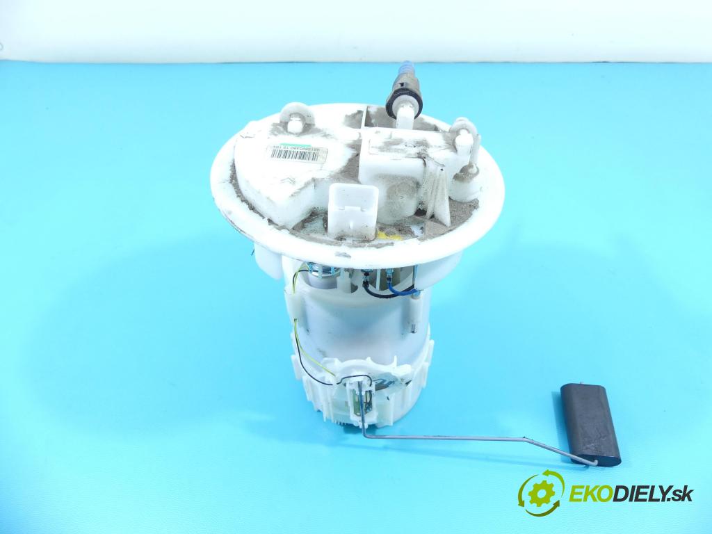 Opel Crossland 2017-2024 1.2 12V 83 hp manual 61 kW 1199 cm3 5- čerpadlo paliva 9815895380