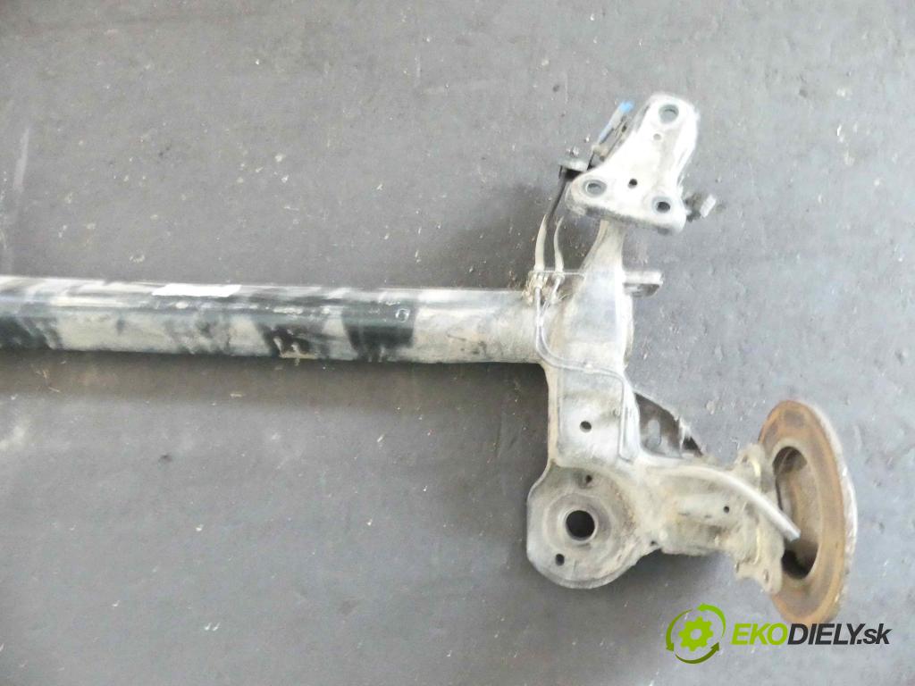 Opel Crossland 2017-2024 1.2 12V 83 hp manual 61 kW 1199 cm3 5- zadní výztuha  (Výztuhy zadní)