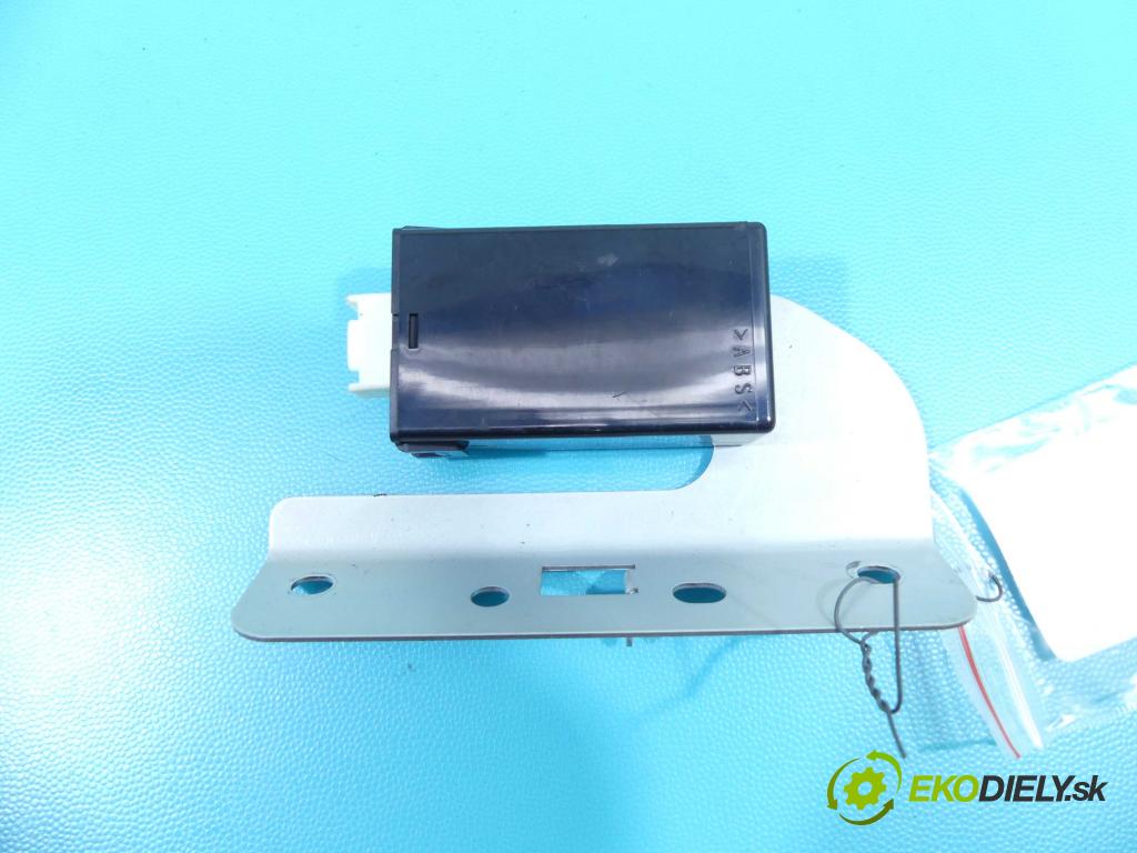 Mazda CX-9 2006-2015 3.7 V6 277KM: automatic 204 kW 3726 cm3 5- modul riadiaca jednotka TD86675R0 (Ostatné)