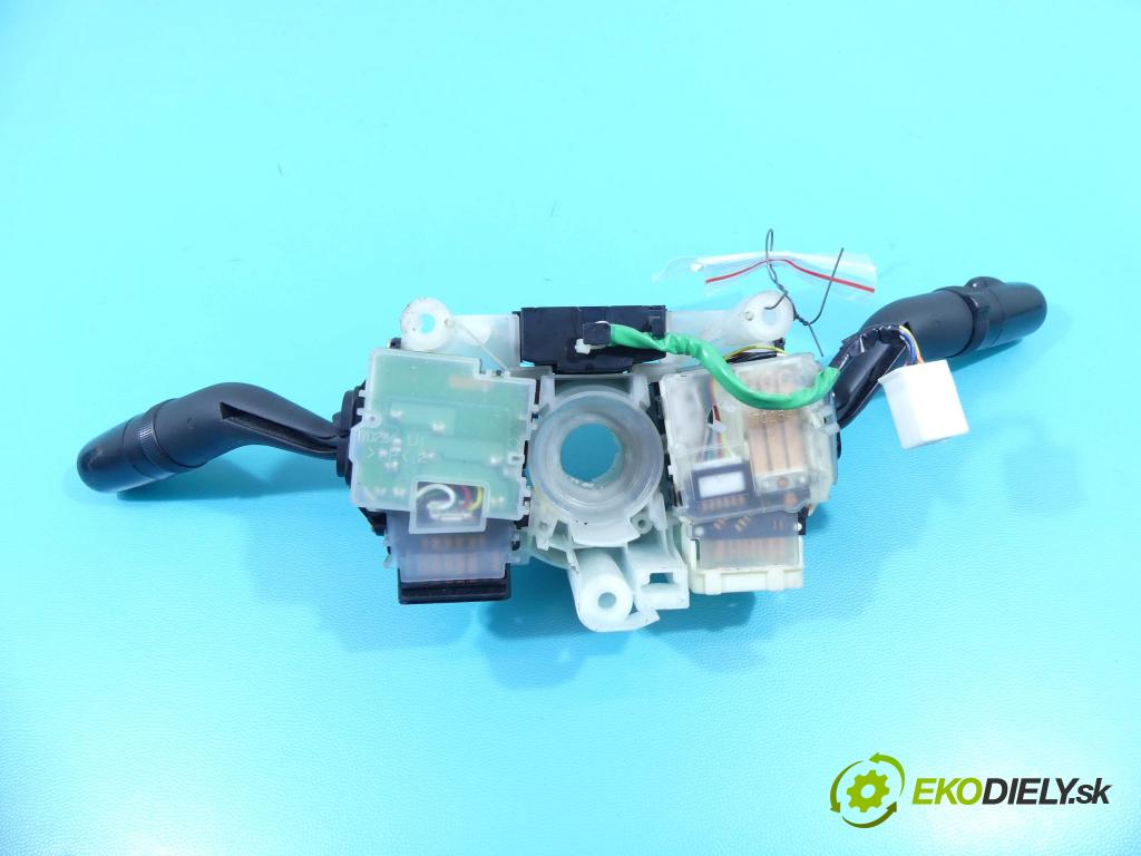 Mazda CX-9 2006-2015 3.7 V6 277KM: automatic 204 kW 3726 cm3 5- prepínač komplex: TG31 17G659 (Prepínače, spínače, tlačidlá a ovládače kúrenia)
