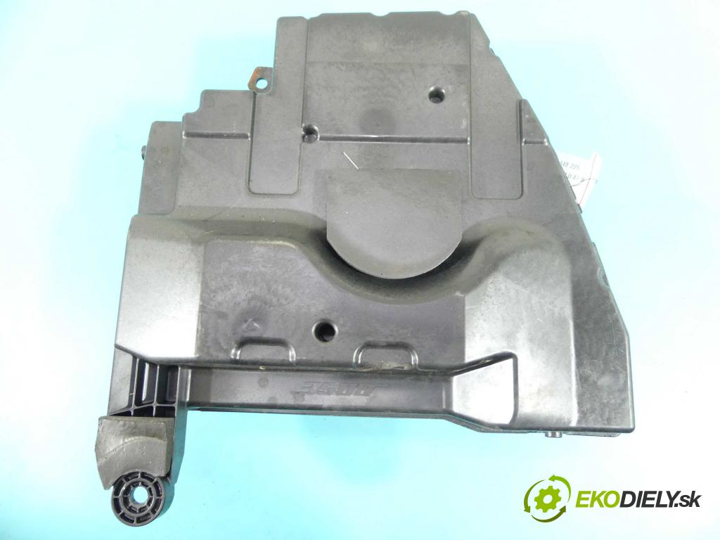 Mazda CX-9 2006-2015 3.7 V6 277KM: automatic 204 kW 3726 cm3 5- Subwoofer: TD1466960 (Audio zariadenia)