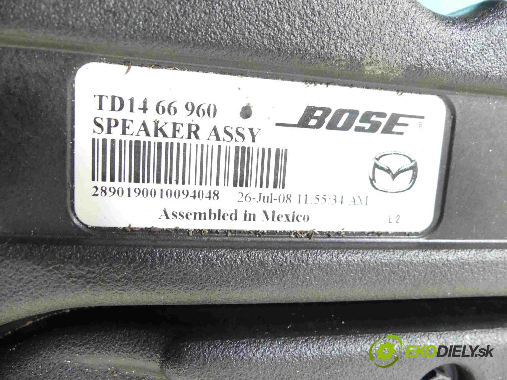 Mazda CX-9 2006-2015 3.7 V6 277KM: automatic 204 kW 3726 cm3 5- Subwoofer: TD1466960 (Audio zariadenia)