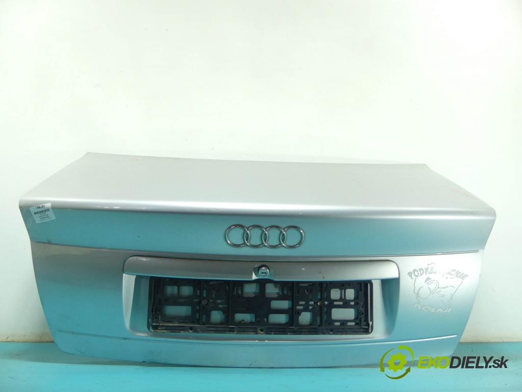 Audi A4 B5 1994-2001 1.6 101 hp manual 74 kW 1595 cm3 4- zadní kufrové dveře  (Zadní kapoty)