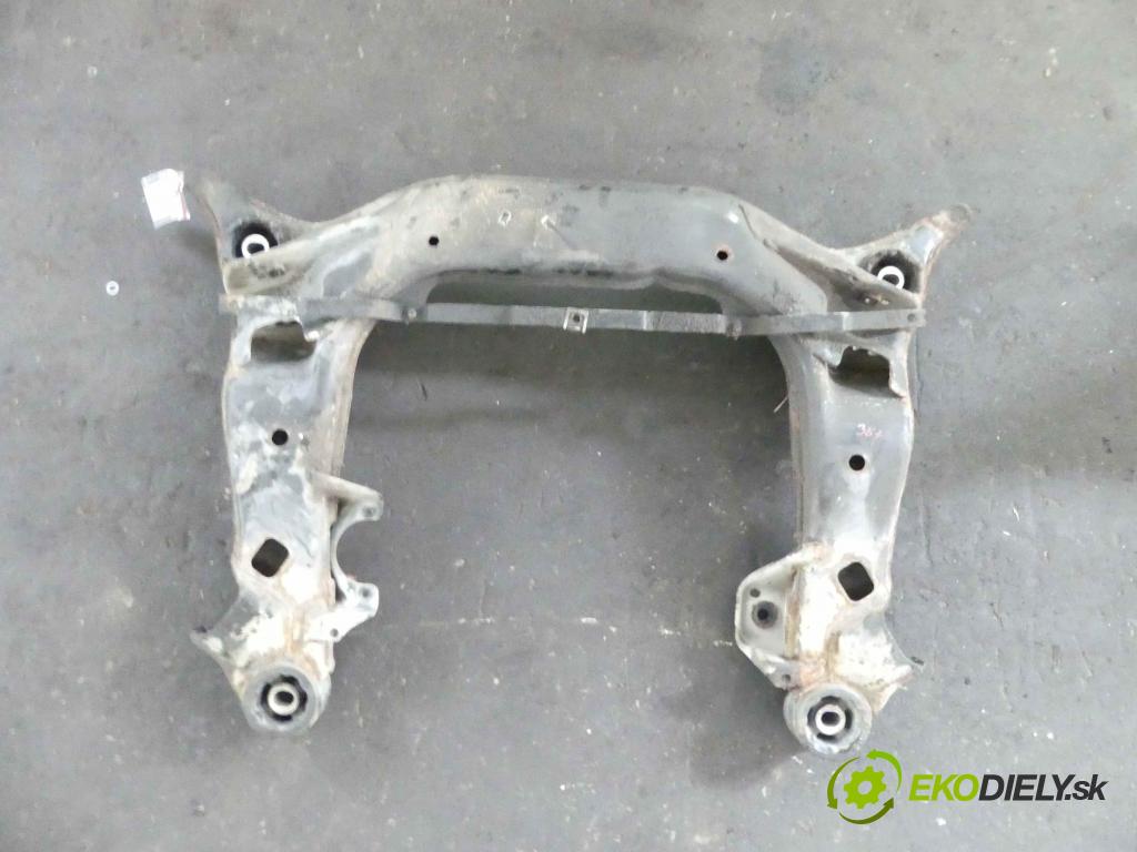 Audi A4 B5 1994-2001 1.8 20V 125 hp manual 92 kW 1781 cm3 4- výztuha motoru