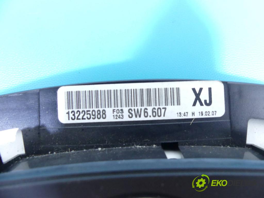 Opel Zafira B 2005-2014 1.9 cdti 120 HP manual 88 kW 1910 cm3 5- prístrojovka/ budíky 13225988 (Prístrojové dosky, displeje)