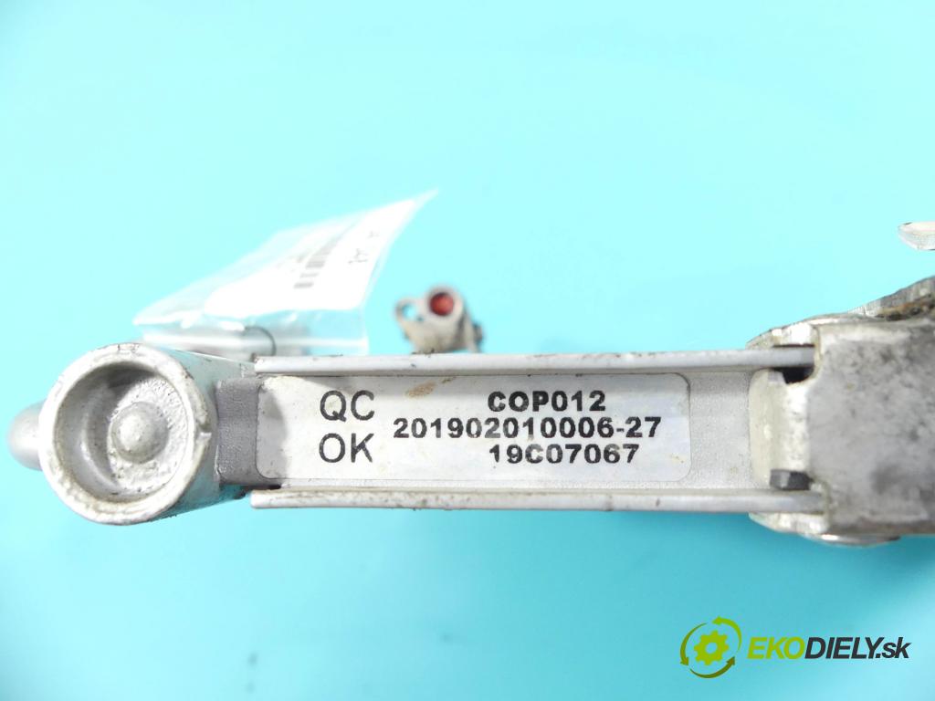 Opel Zafira B 2005-2014 1.9 cdti 120 HP manual 88 kW 1910 cm3 5- chladič klimatizácie  (Chladiče klimatizácie)