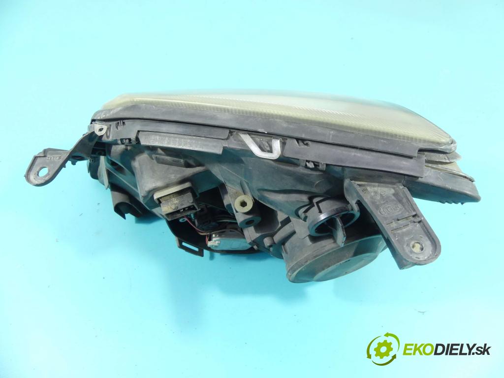 Opel Vectra C 2002-2008 2.2 16V 147 HP manual 108 kW 2198 cm3 5- Reflektor: pravý  (Pravé)