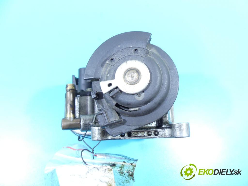 Vw Golf IV 1997-2003 1.4 16v 75 HP manual 55 kW 1390 cm3 3- klapka 030133064F (Škrtiace klapky)