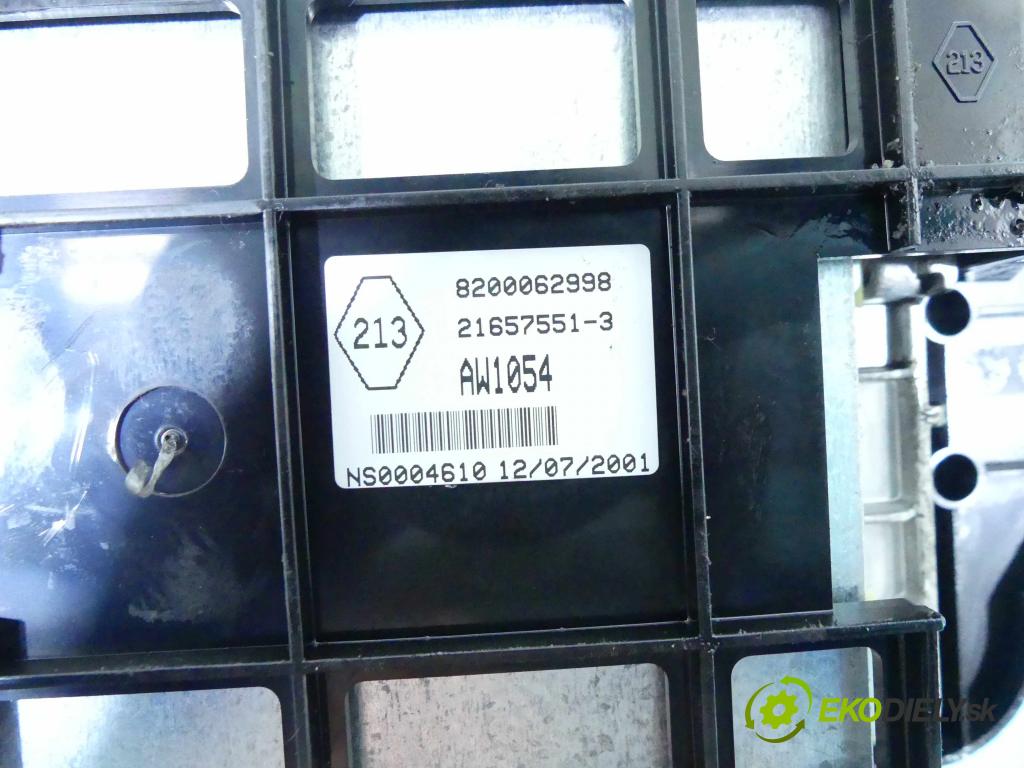 Renault Scenic I 1996-2003 1.9 dci 102 hp manual 75 kW 1870 cm3 5- displej 8200062998 (Přístrojová deska)