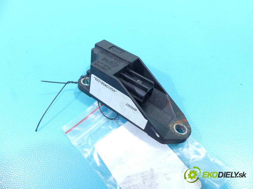 Vw Polo IV 9N 2001-2009 1.4 tdi 75 HP manual 55 kW 1422 cm3 5- snímač šokovat: 6Q0909606 (Snímače nárazu)