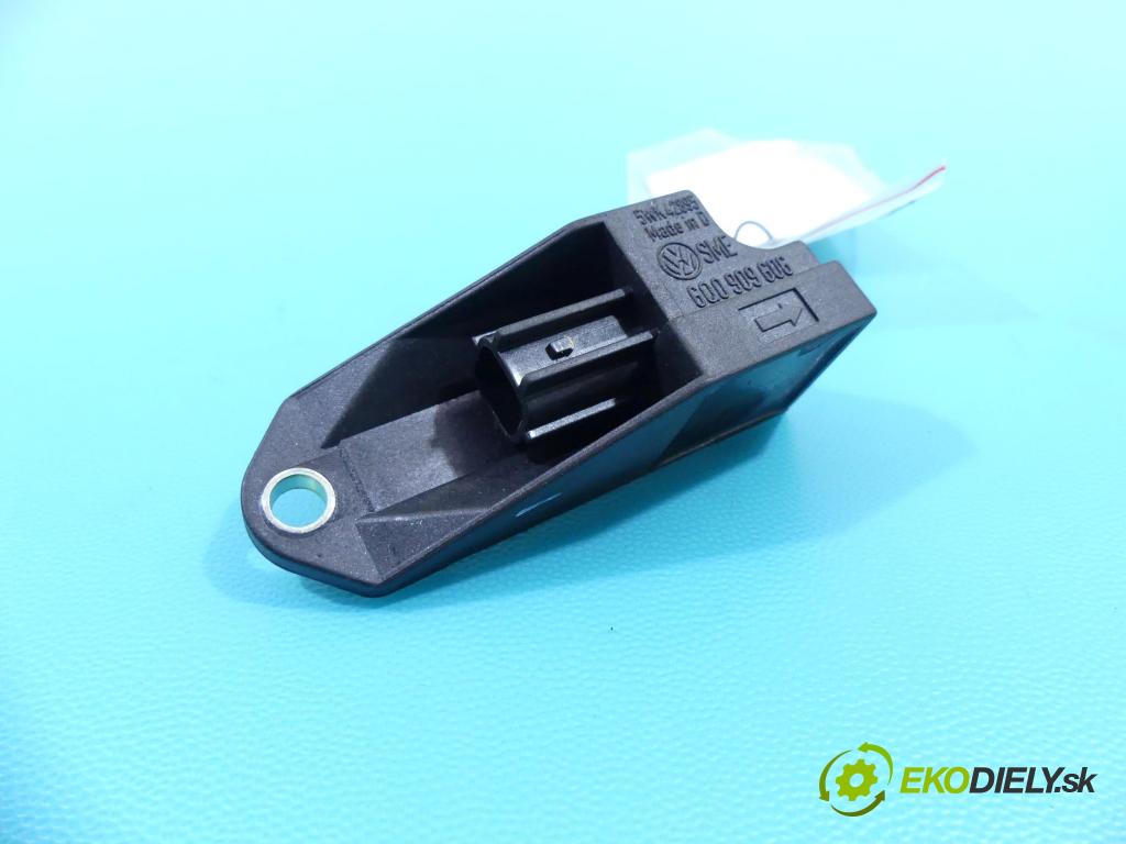 Vw Polo IV 9N 2001-2009 1.4 tdi 75 HP manual 55 kW 1422 cm3 5- snímač šokovat: 6Q0909606 (Snímače nárazu)