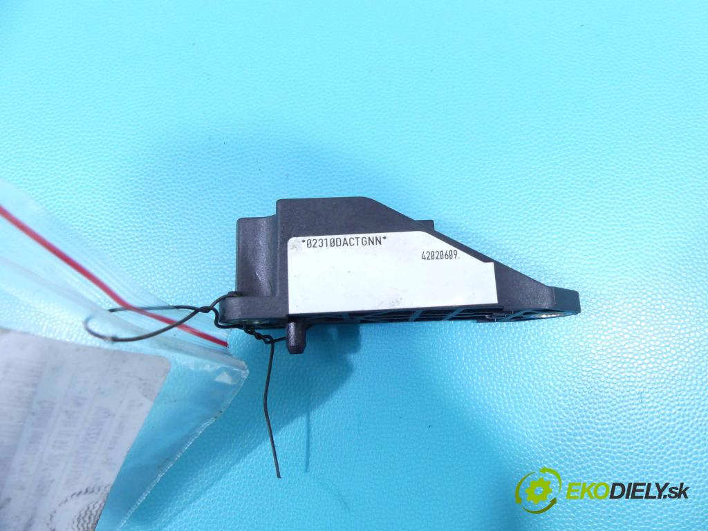 Vw Polo IV 9N 2001-2009 1.4 tdi 75 HP manual 55 kW 1422 cm3 5- snímač šokovat: 6Q0909606 (Snímače nárazu)