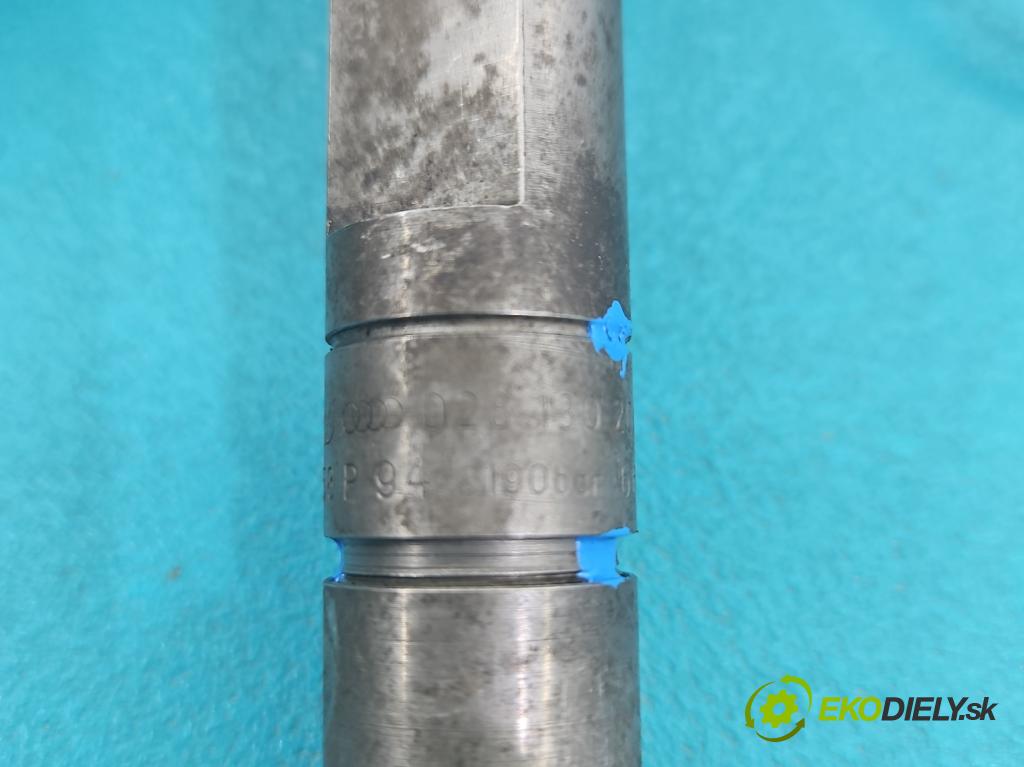 Vw Golf III 1991-1998 1.9 tdi 90 hp manual 66 kW 1896 cm3 5- vstřikovač 028130201J (Vstřikovač paliva)