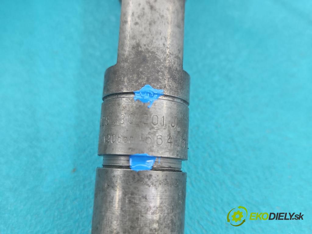 Vw Golf III 1991-1998 1.9 tdi 90 hp manual 66 kW 1896 cm3 5- vstřikovač 028130201J (Vstřikovač paliva)