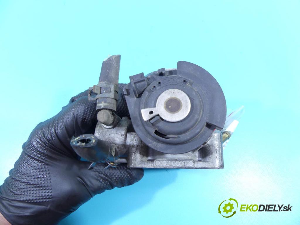 Vw Golf IV 1997-2003 1.6 SR 101 HP manual 74 kW 1595 cm3 5- klapka  (Škrtiace klapky)