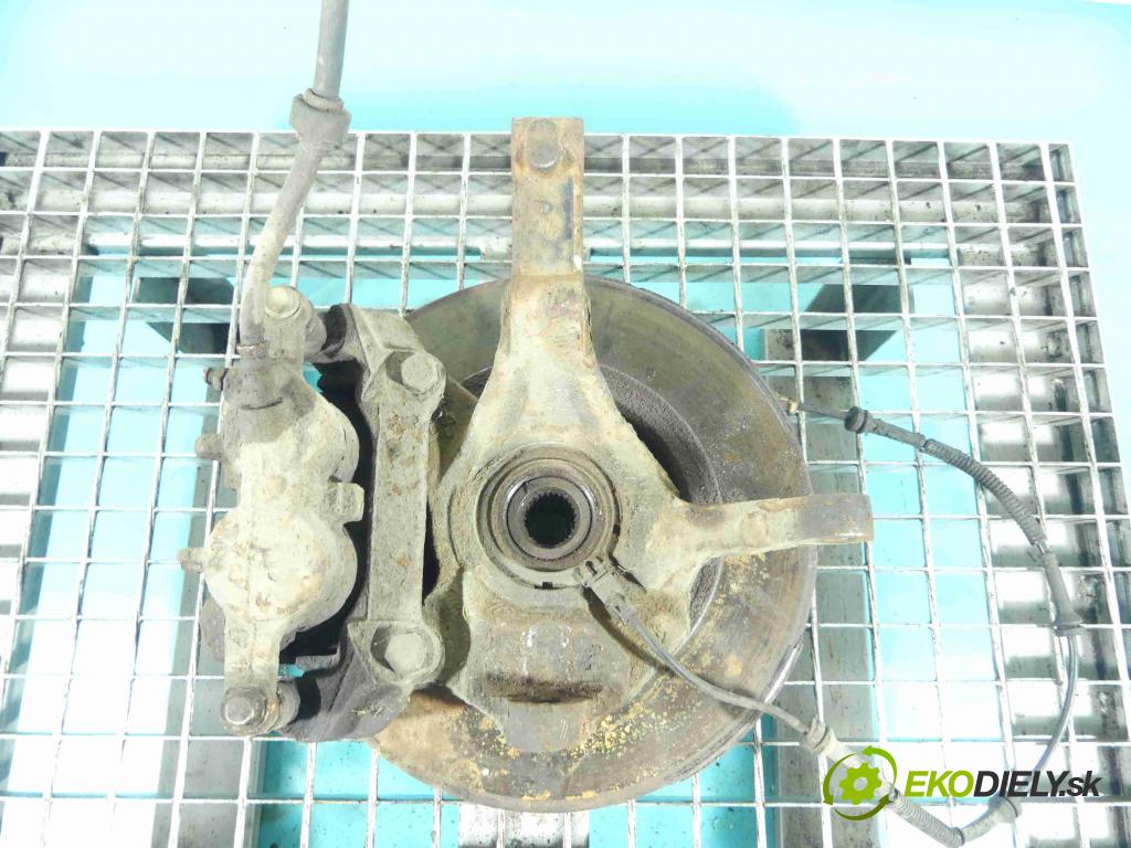 Renault Trafic II 2001-2014 1.9 dci 101 HP manual 74 kW 1870 cm3 5- náboj pravé  (Náboje)