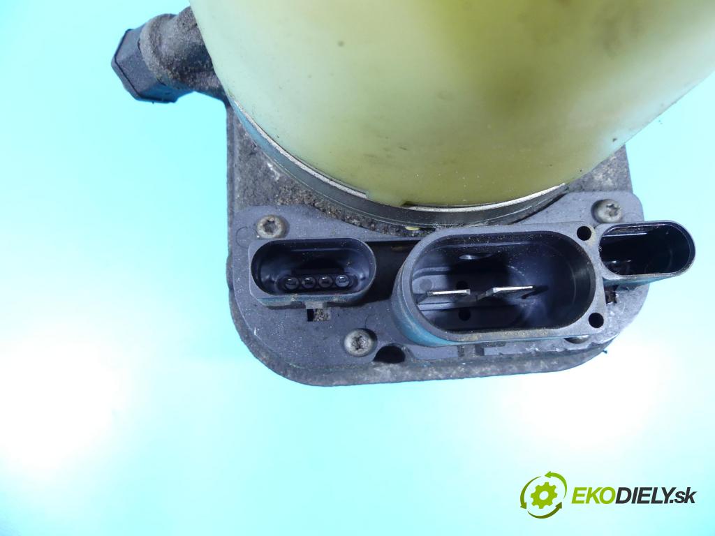 Skoda Roomster 1.4 16V 86 HP manual 63 kW 1390 cm3 5- čerpadlo posilovač 6R0423156C (Servočerpadlá, pumpy riadenia)