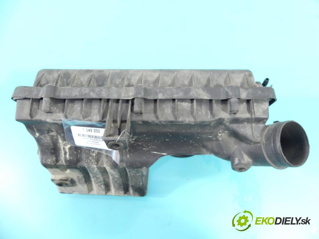 Skoda Roomster 1.4 16V 86 HP manual 63 kW 1390 cm3 5- obal filtra vzduchu 036129611CD (Obaly filtrov vzduchu)