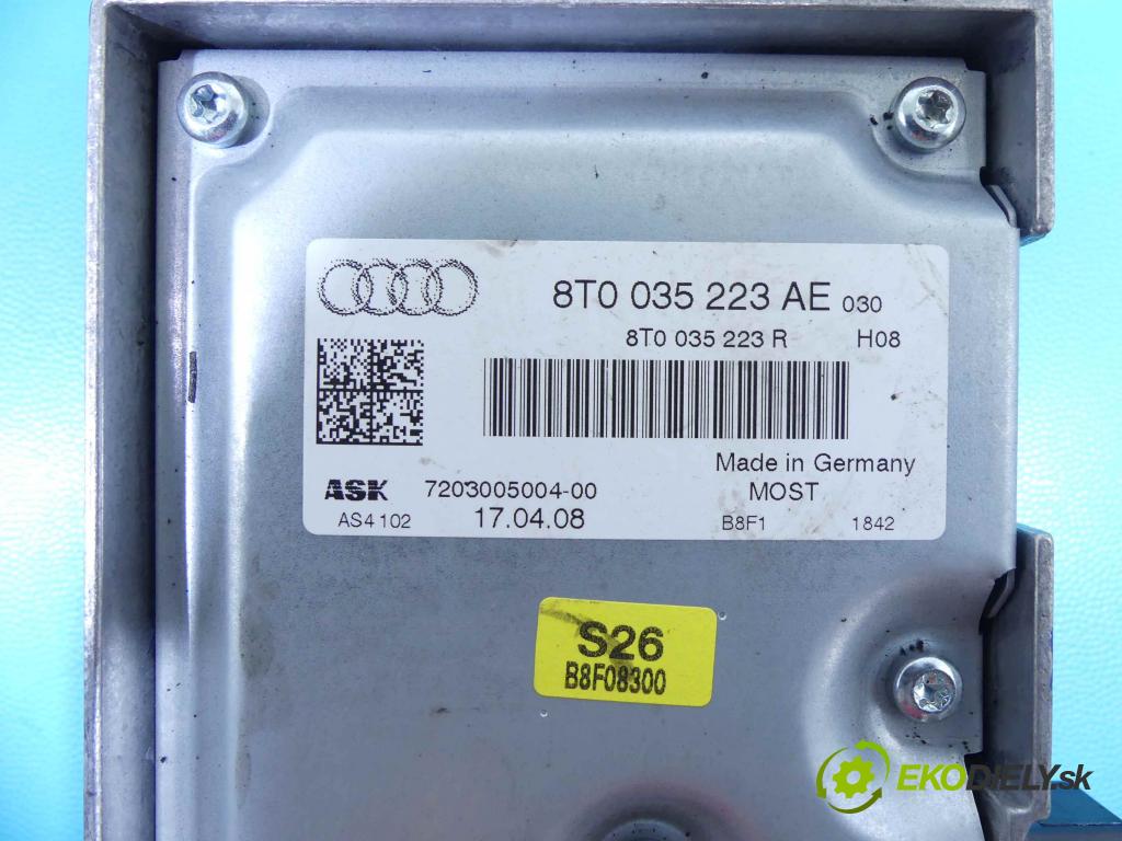 Audi A4 B8 2007-2015 2.0 tdi 143 HP manual 105 kW 1968 cm3 5- Zesilovač: 8T0035223AE (Zosilňovače)