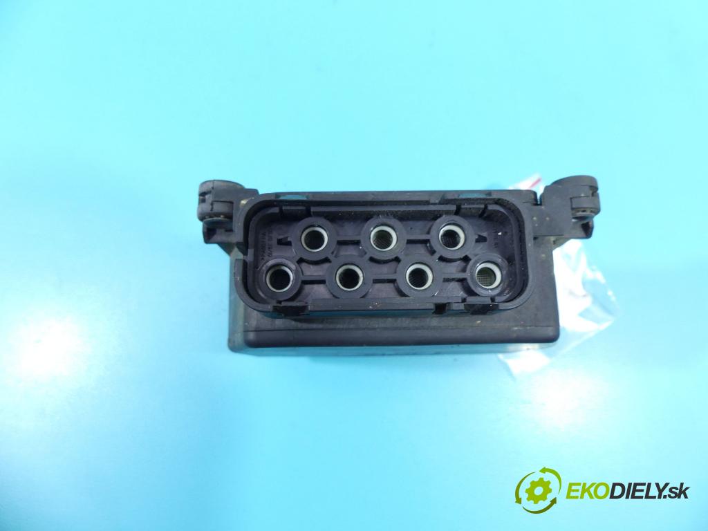 Seat Cordoba II 6L 2002-2008 1.9 tdi 101 hp manual 74 kW 1896 cm3 4- ventil 6Q0906625 (Ventily)