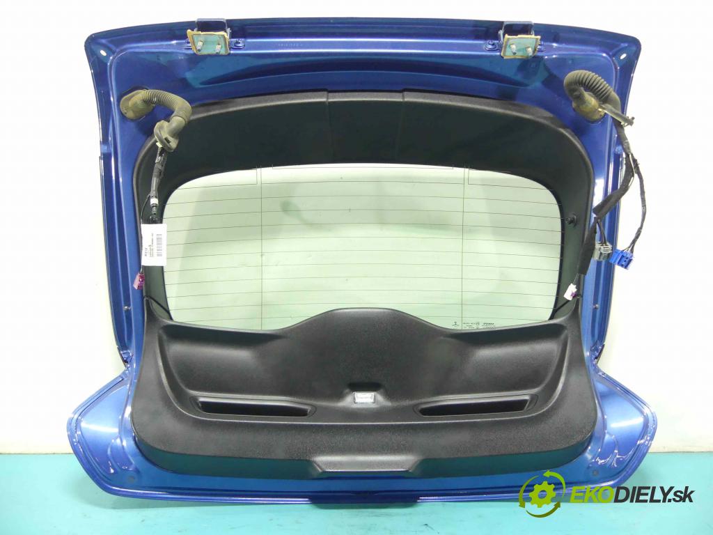 Volvo V40 II 2012-2019 2.0 D2 120 hp manual 88 kW 1969 cm3 5- zadní kufrové dveře  (Zadní kapoty)