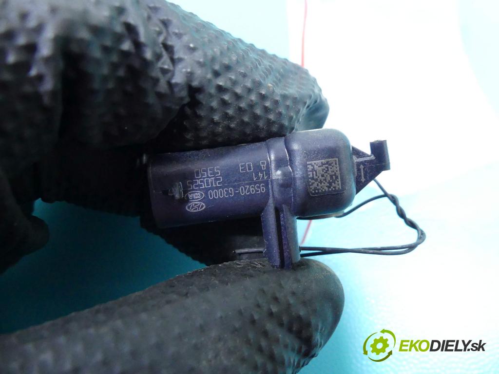 Hyundai I30 III 2016- 1.5 DPI 16V 110 HP manual 80,9 kW 1498 cm3 5- snímač šokovat: 95920-G3000 (Snímače nárazu)