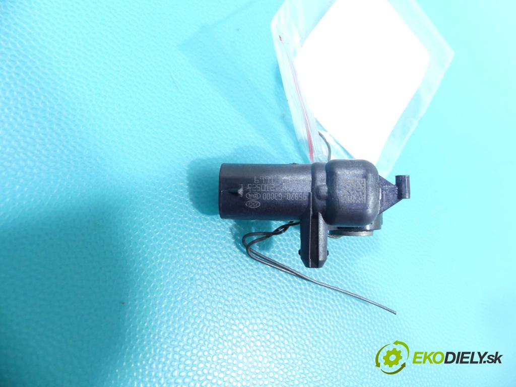 Hyundai I30 III 2016- 1.5 DPI 16V 110 HP manual 80,9 kW 1498 cm3 5- snímač šokovat: 95920-G3000 (Snímače nárazu)