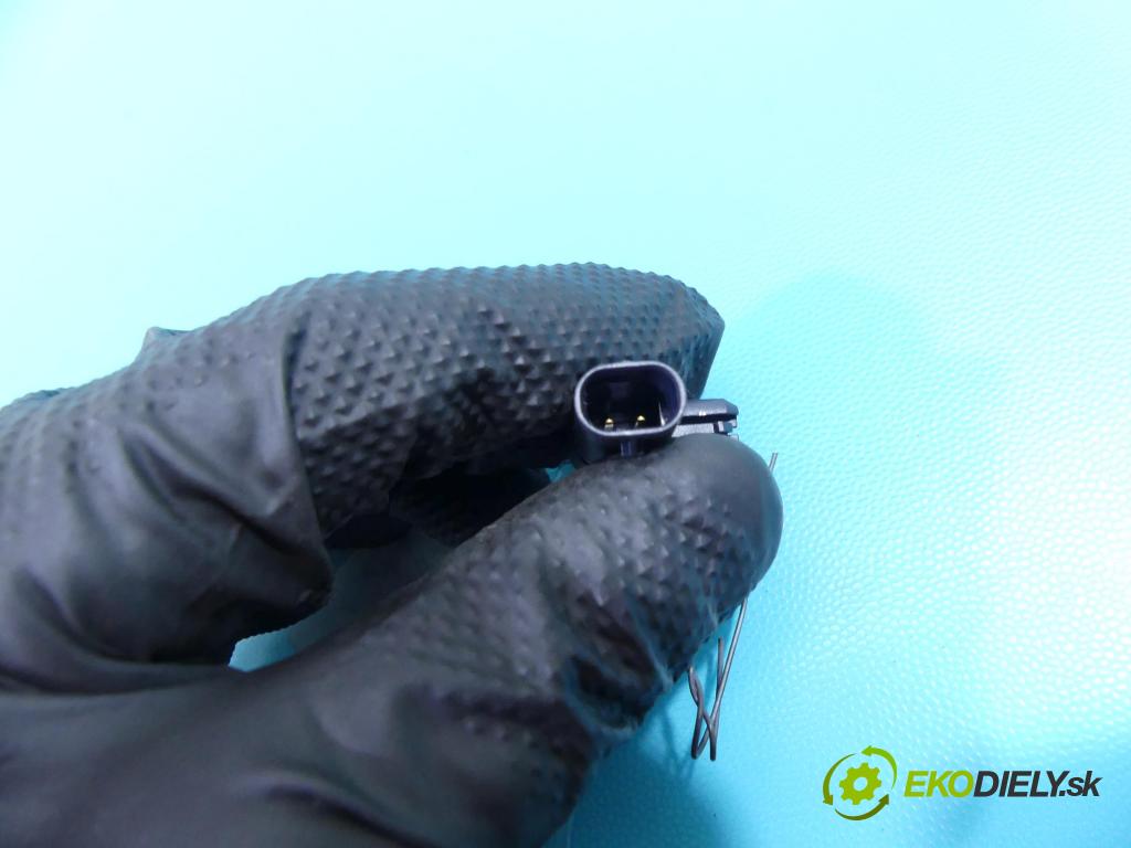 Hyundai I30 III 2016- 1.5 DPI 16V 110 HP manual 80,9 kW 1498 cm3 5- snímač šokovat: 95920-G3000 (Snímače nárazu)