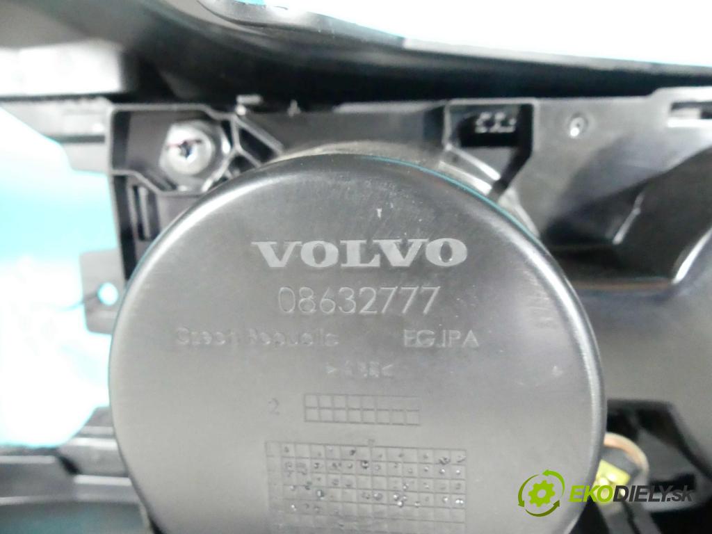 Volvo V40 II 2012-2019 2.0 D2 120 hp manual 88 kW 1969 cm3 5- loketní opěrka 08632777 (Loketní opěrky)