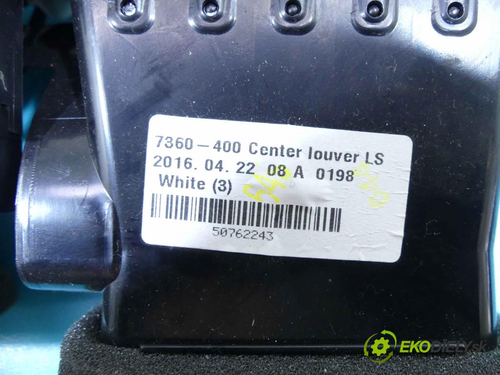 Volvo V40 II 2012-2019 2.0 D2 120 HP manual 88 kW 1969 cm3 5- Mřížka: kúrenia stredová 1284618LS (Mriežky kúrenia (fukáre))