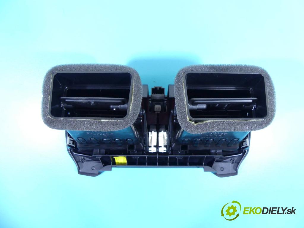 Volvo V40 II 2012-2019 2.0 D2 120 HP manual 88 kW 1969 cm3 5- Mřížka: kúrenia stredová 1284618LS (Mriežky kúrenia (fukáre))