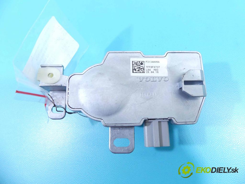 Volvo V40 II 2012-2019 2.0 D2 120 HP manual 88 kW 1969 cm3 5- Blokáda: řízení: P31340956 (Ostatné)