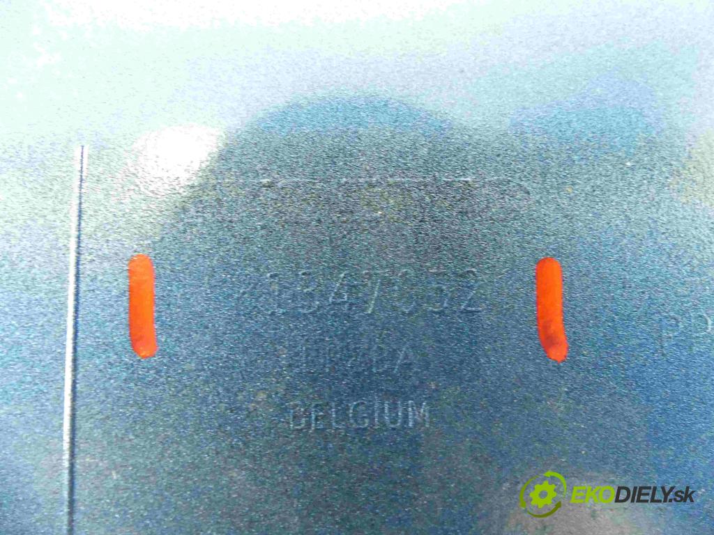 Volvo V40 II 2012-2019 2.0 D2 120 HP manual 88 kW 1969 cm3 5- Spoiler: 31347052 (Spoilery)
