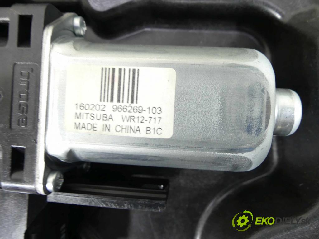 Volvo V40 II 2012-2019 2.0 D2 120 hp manual 88 kW 1969 cm3 5- mechanismus stahování přední pravý 966269-103