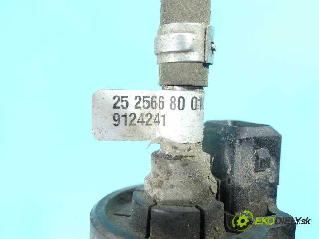 Volvo V40 II 2012-2019 2.0 D2 120 hp manual 88 kW 1969 cm3 5- čerpadlo paliva webasto 2525668001 (Webasto ohřívače)