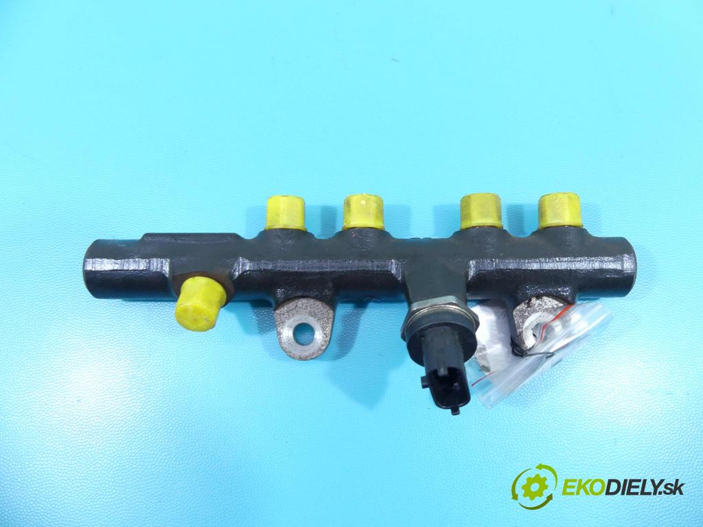 Renault Clio IV 2012-2020 1.5 dci 90 HP manual 66 kW 1461 cm3 5- lišta vstrekovacia 175215346R (Vstrekovacie lišty)