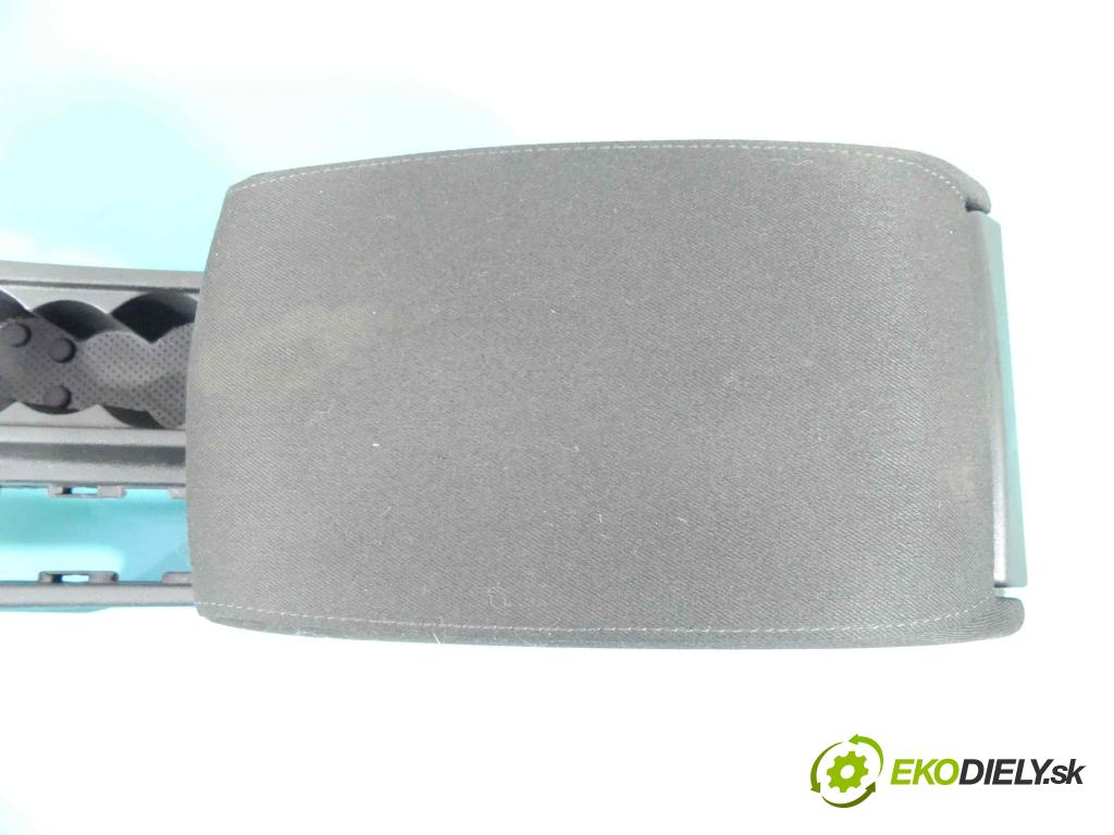 Skoda Octavia III 2013- 1.5 TSI 150 HP manual 110 kW 1498 cm3 5- operadlo 5E1863241AP (Lakťové opierky)