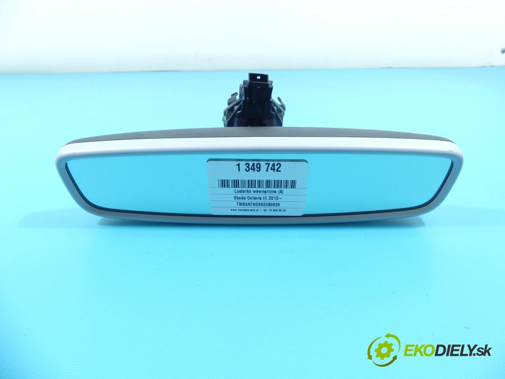 Skoda Octavia III 2013- 1.5 TSI 150 hp manual 110 kW 1498 cm3 5- zpětné zrcátko vnitřní  (Světla vnitřní)