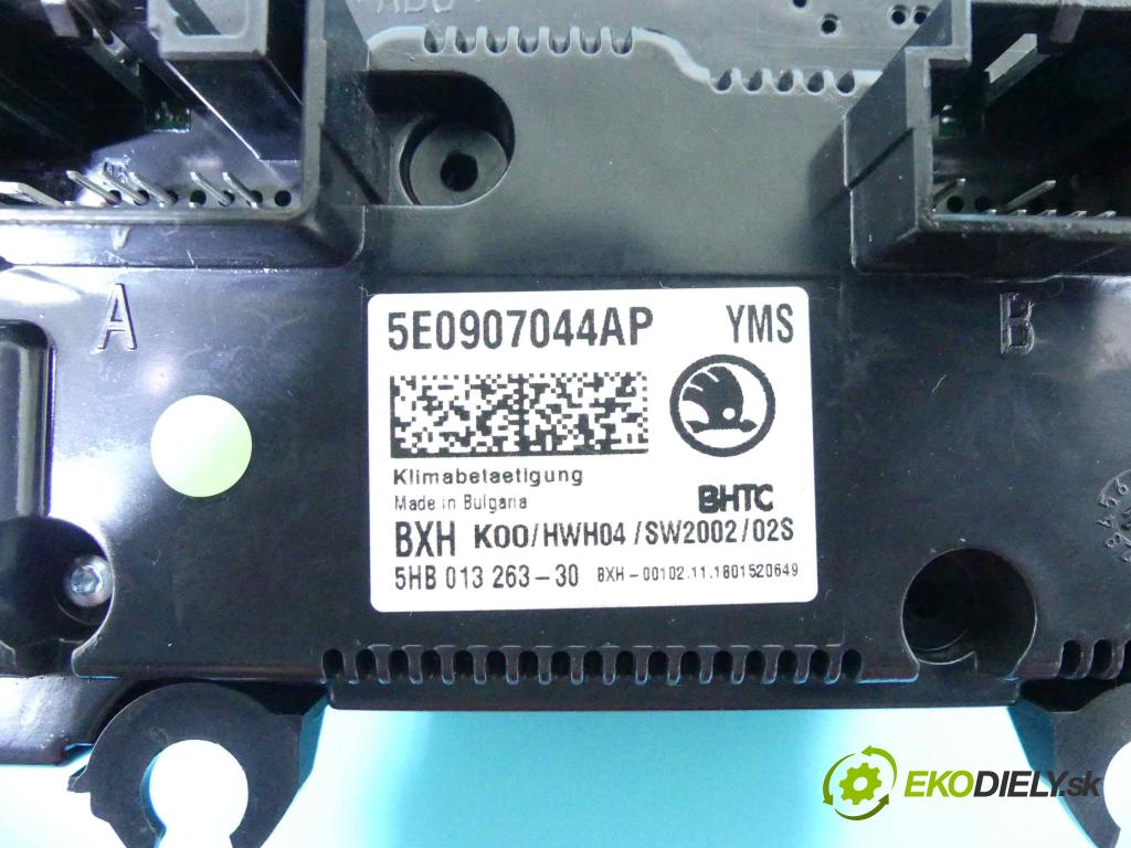 Skoda Octavia III 2013- 1.5 TSI 150 HP manual 110 kW 1498 cm3 5- panel kúrenia 5E0907044AP