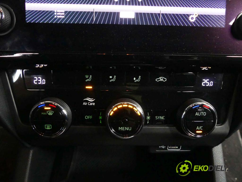 Skoda Octavia III 2013- 1.5 TSI 150 HP manual 110 kW 1498 cm3 5- panel kúrenia 5E0907044AP
